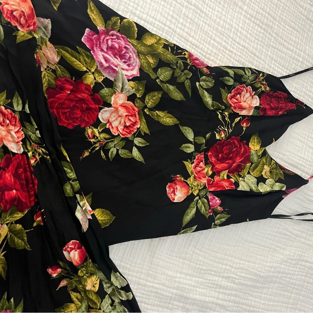 Floral Halter Maxi Dress - Black and Red - Picture 10 of 10
